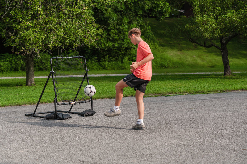 Silverback Portable Multi-Sport Ball Rebounder