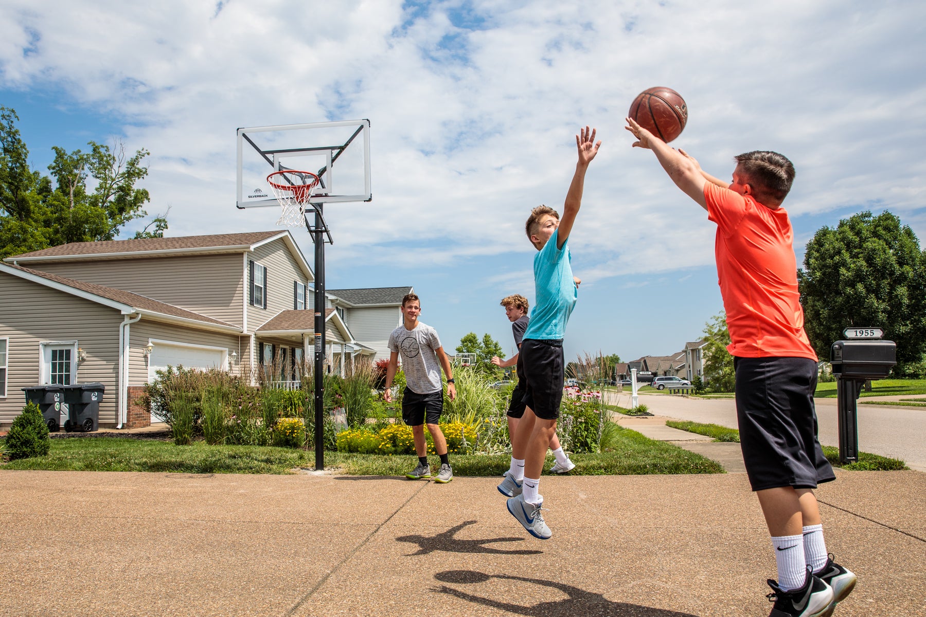 silverback nxt 54" in-ground basketball hoop with adjustable-height backboard and quickplay design , black (b07f9y8hy6)